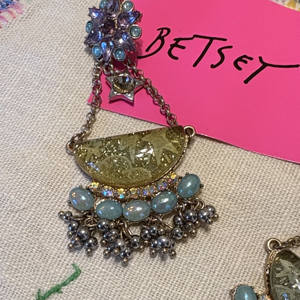 Betsey Johnson Gold and Blue Statement Earrings NWOT. - Picture 2 of 5